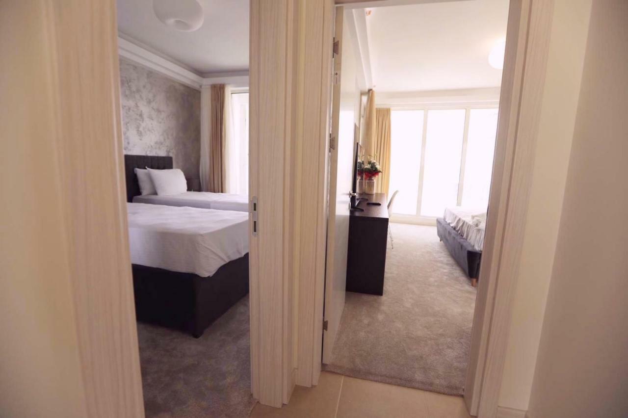 33Rd Floor Luxury Apartment Spa & Fitness Skopje Exteriör bild
