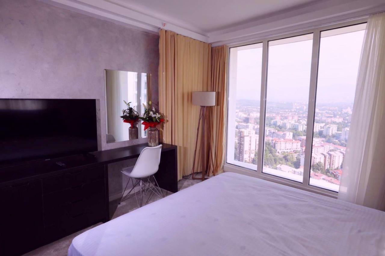 33Rd Floor Luxury Apartment Spa & Fitness Skopje Exteriör bild