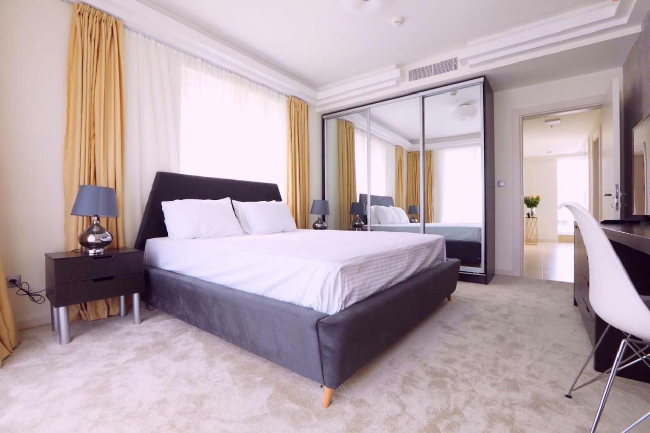 33Rd Floor Luxury Apartment Spa & Fitness Skopje Exteriör bild