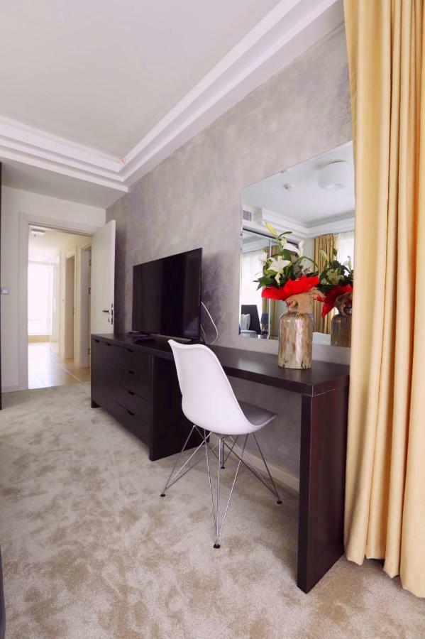 33Rd Floor Luxury Apartment Spa & Fitness Skopje Exteriör bild